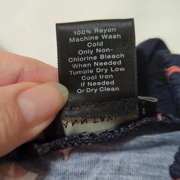 Ann Taylor Sleeveless Top, Color Blue/White/Tan Size XS - Picture 13 of 13